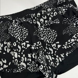 NWT DSG 2X Women’s Monochrome Athletic Shorts